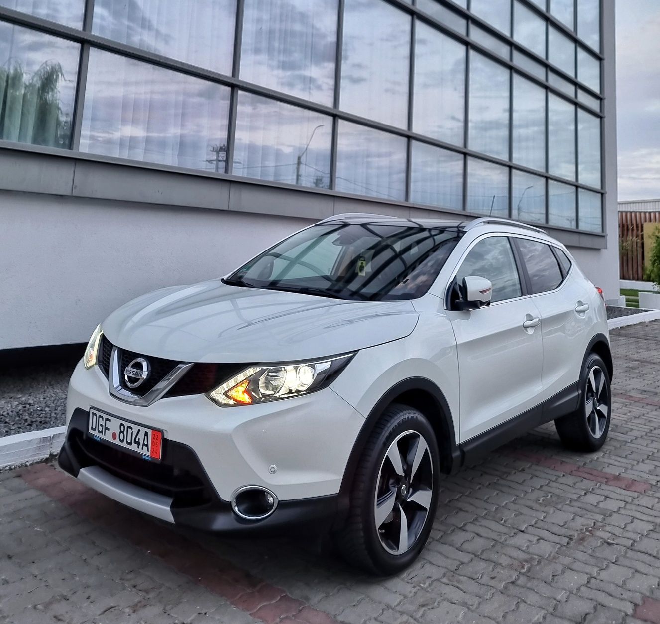 Nissan Qashqai Tekna 2015 1.6Dci Navi/Pano/Camere360/Xenon/Tempomat!