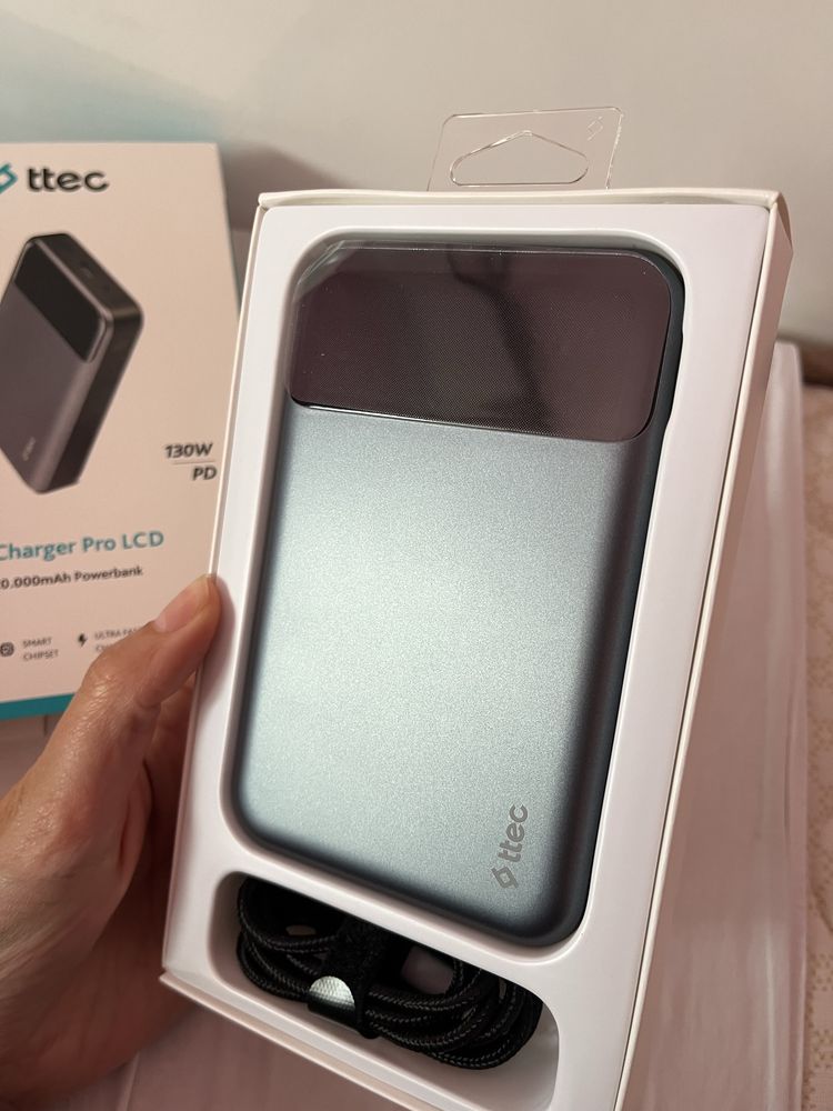 Външна батерия ttec ReCharger Pro LCD 20.000mAh PD 130W