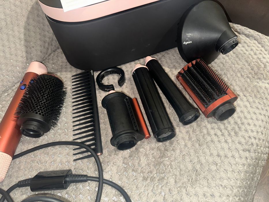 Aparat Dyson aproape nou