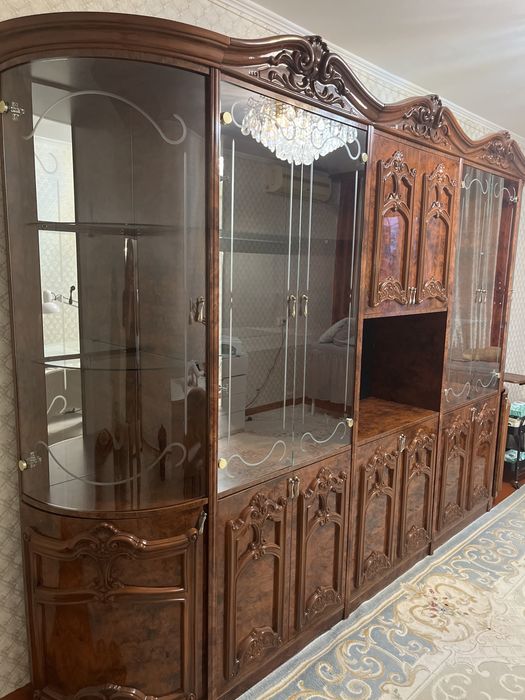 Продается гарнитур в идеальном состояний