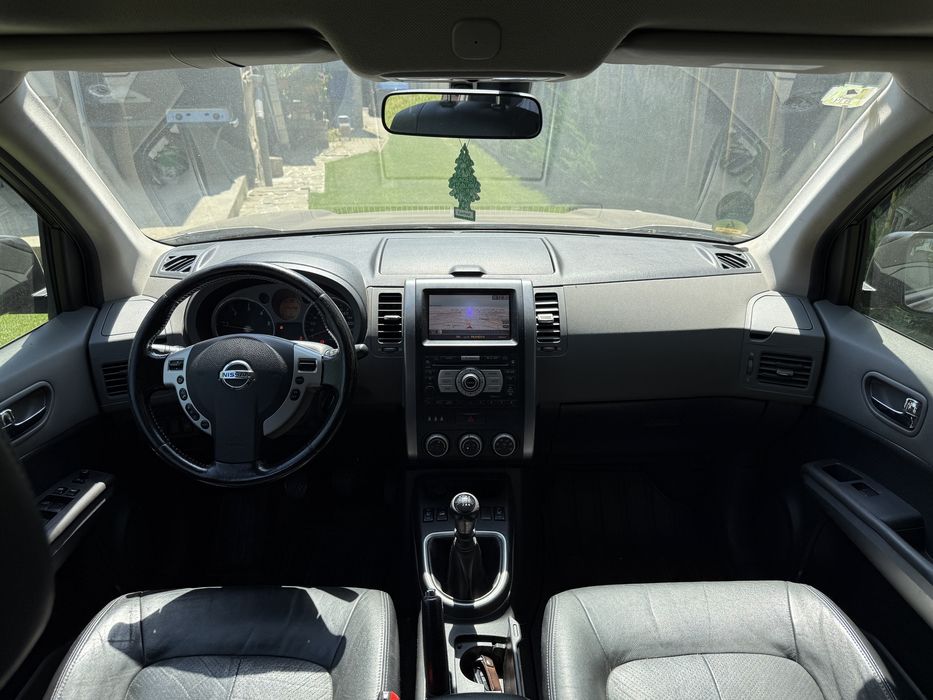 Nissan X-Trail 2.0dci 4x4 Full option