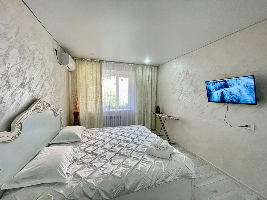 1 Ком квартира посуточно и по часам ЖК Циолковский