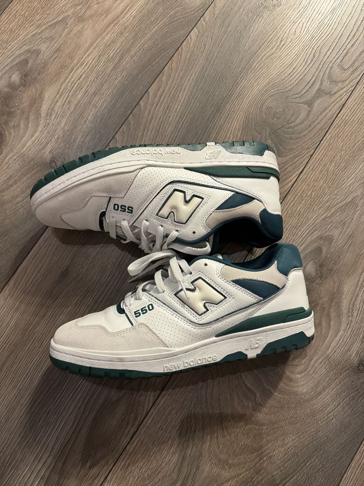 New Balance 550 green