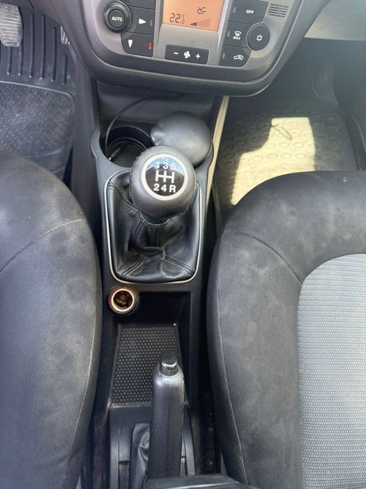 Vând Fiat linea mașina a fost de munca