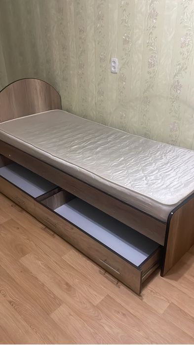 Продам кровать как для взрослого так и для подростка
