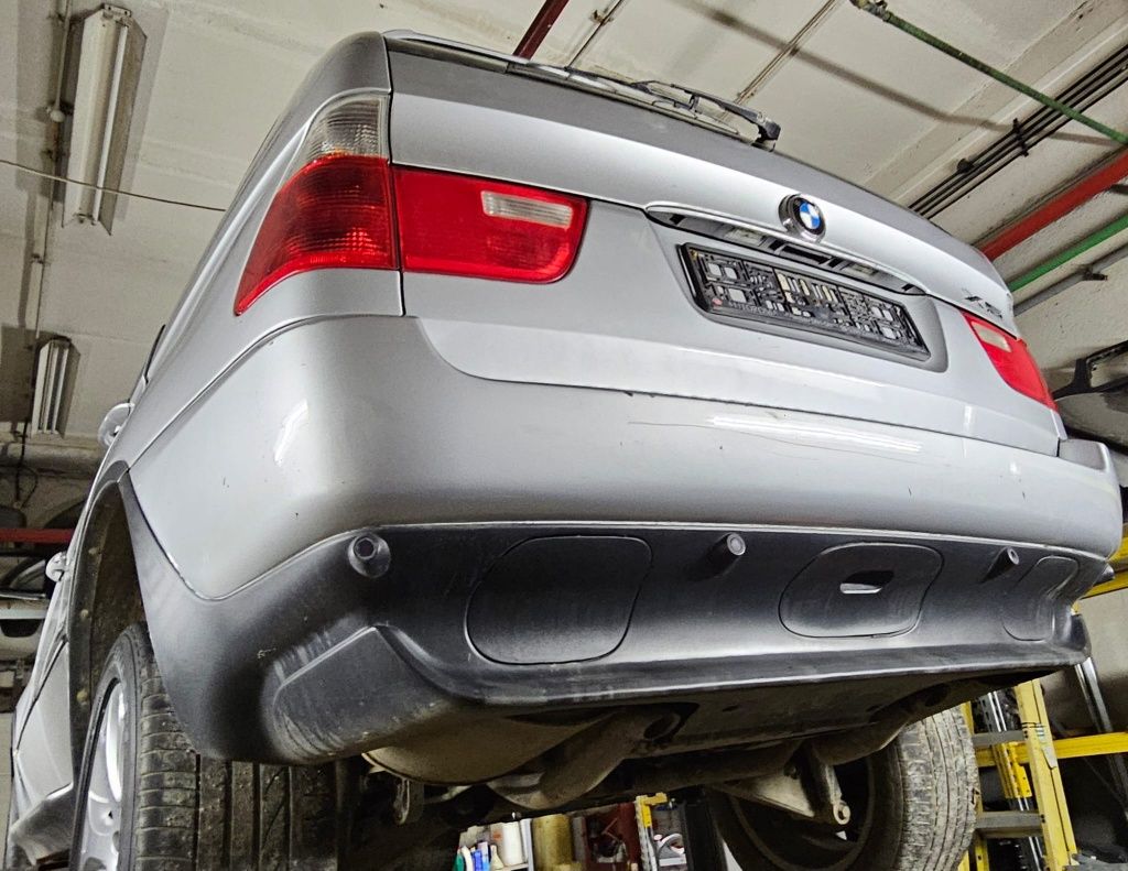 Dezmembrez BMW X5 E53