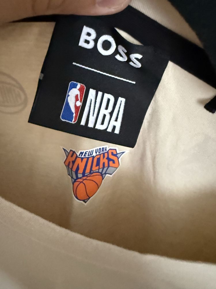 Оригинална BOSS Knicks размер ХЛ