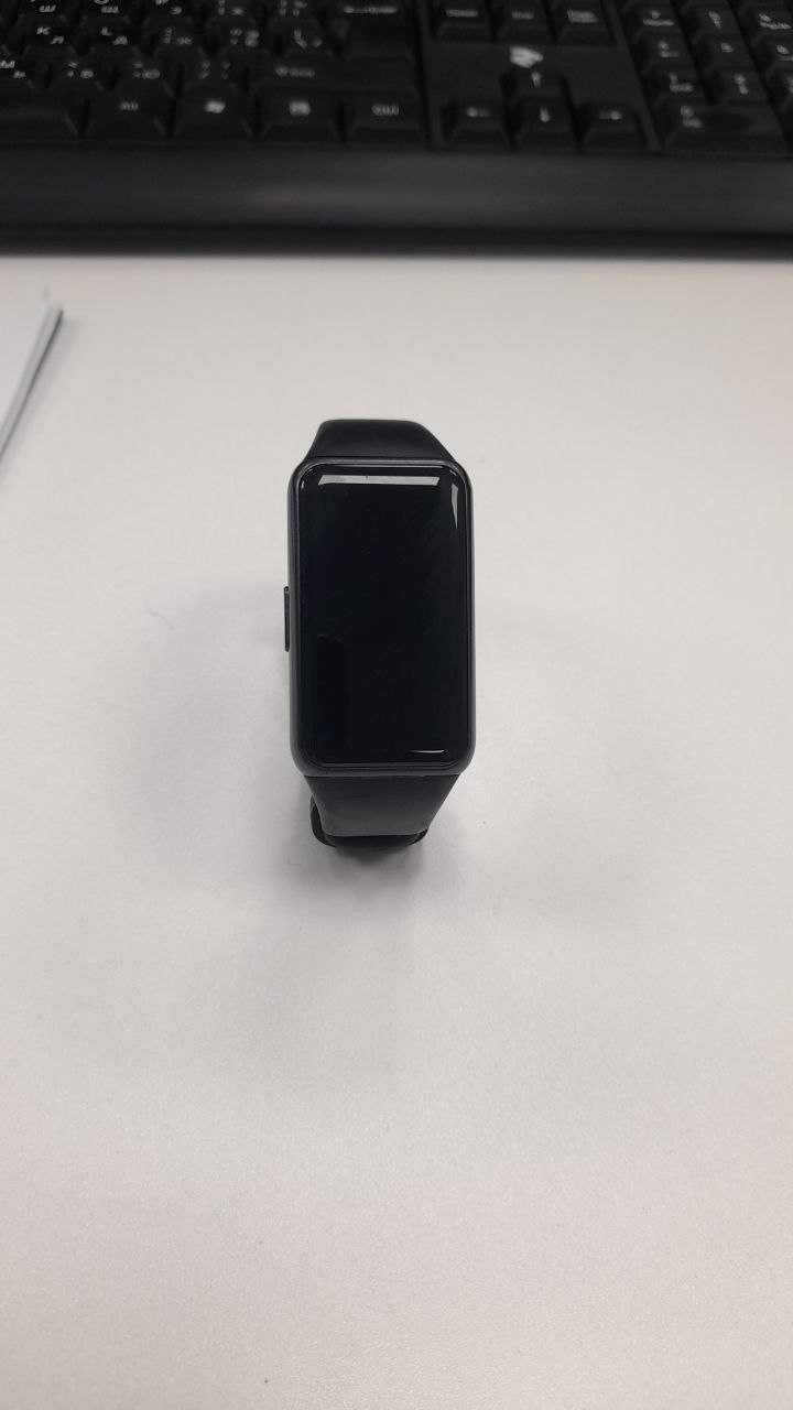 HUAWEI Band 6 (Black) smart-bilaguzugi