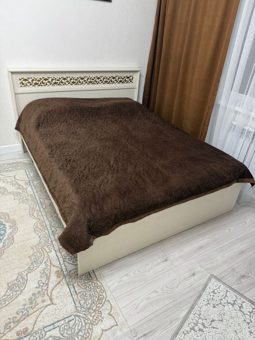 Продам кровать 160х200 без матраса
