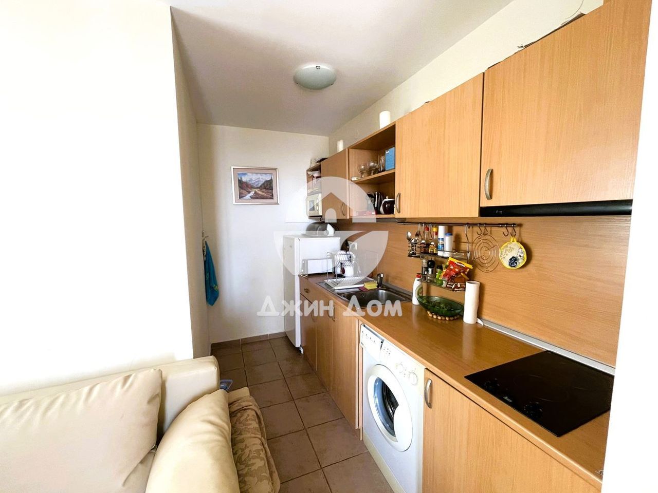 Продава се Двустаен апартамент в Свети Влас - 70 кв.м за 1115 €/кв.м - Снимка #2