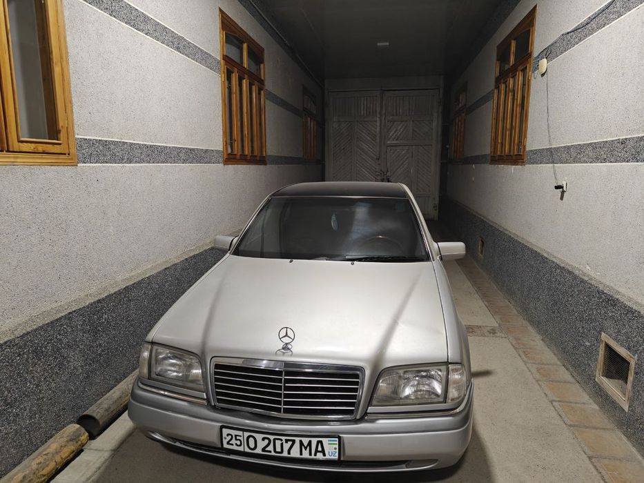 Mersedes w 202   111 mator