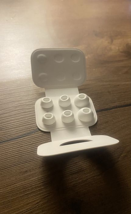 Оригинальные амбушюры для AirPods Pro новые