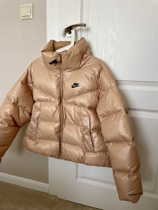 Спортно яке Nike