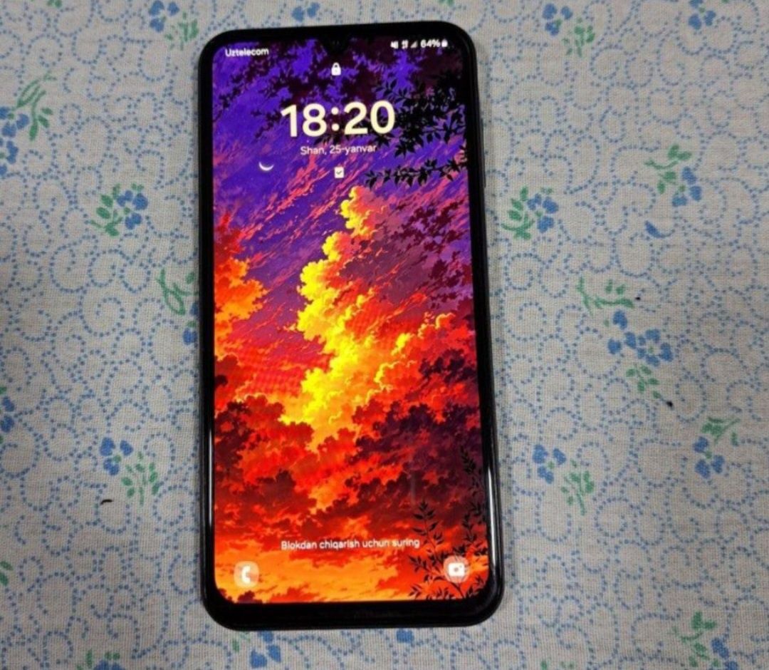 Assalom alekum telefon sotiladi Original Samsung a15 6.128gb Oq White
