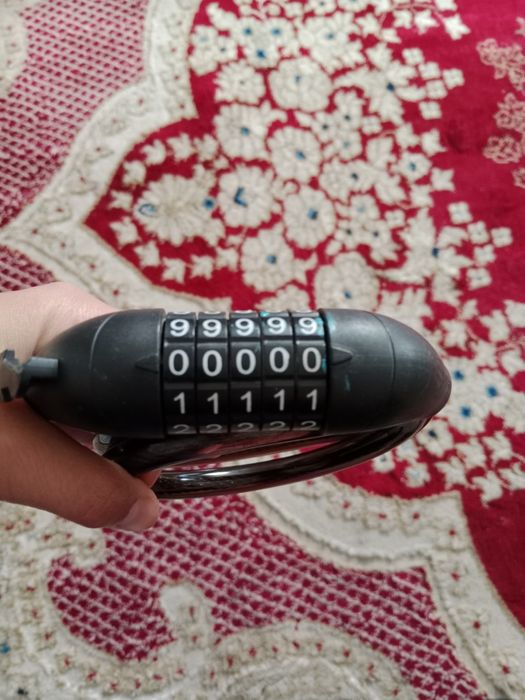 Продается замок на велик 5 значный