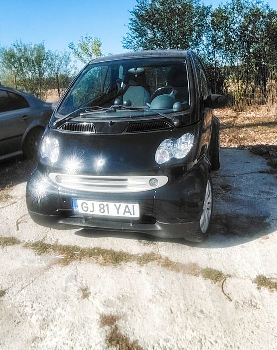 Smart ForTwo
motor **700 cmc**
, normă **Euro 4**
 **cu