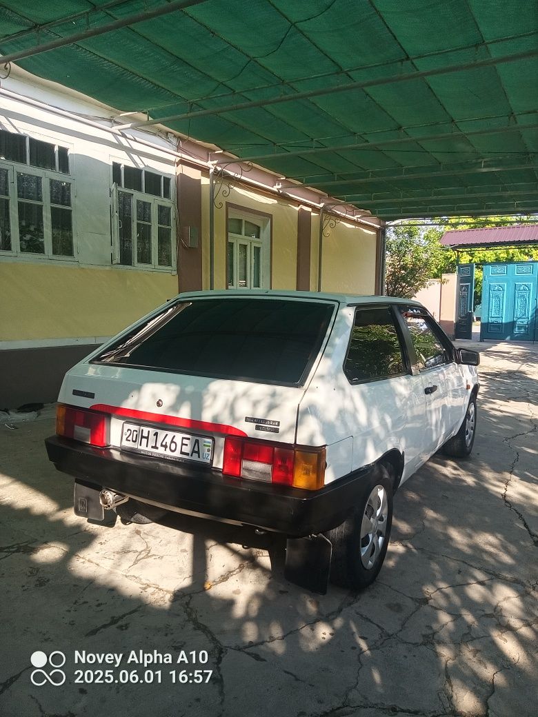 Lada 2108 ideal sotiladi