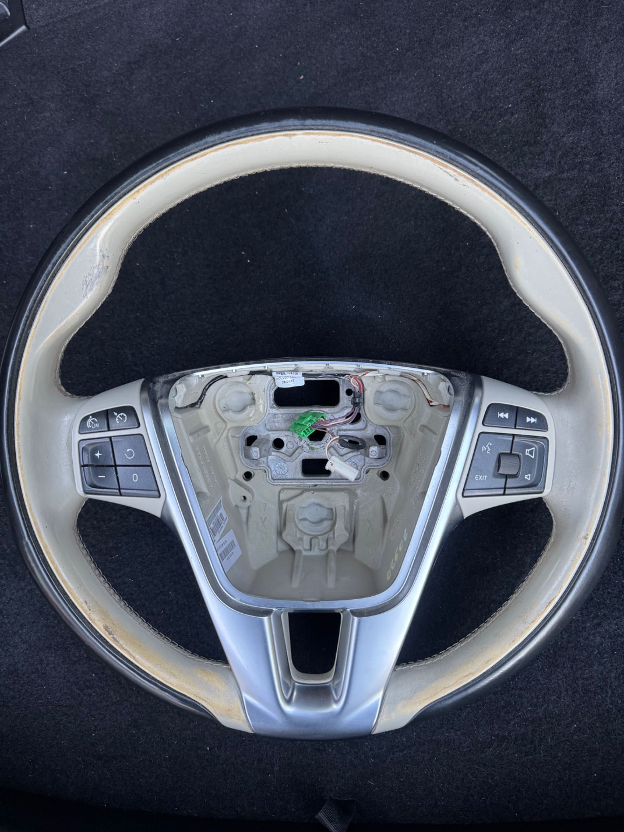 Волан за Волво в40 Volvo V40