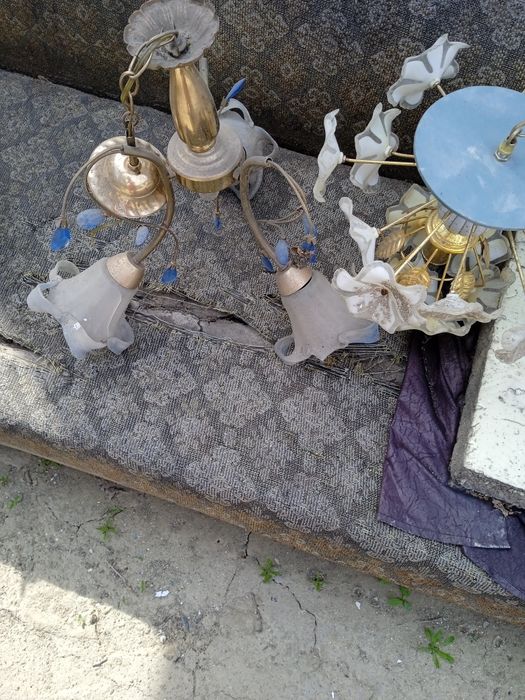 Продам люстры в хорошем состоянии за 8000 тысяч тенге