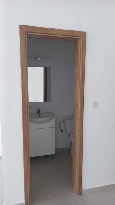 Vand Spatiu Comercial