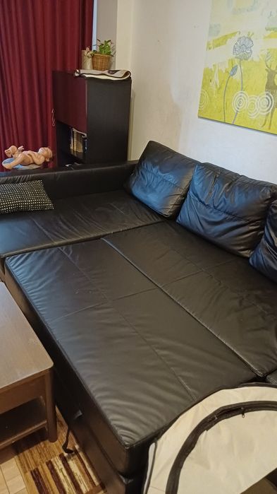 Coltar Friheten Ikea cu spatiu de depozitare, piele ecologica