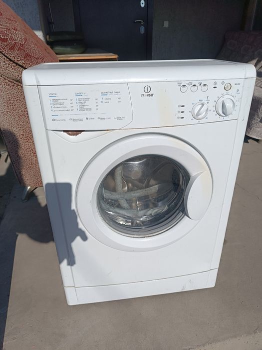 Продам стиральную машина пишите на ватсап