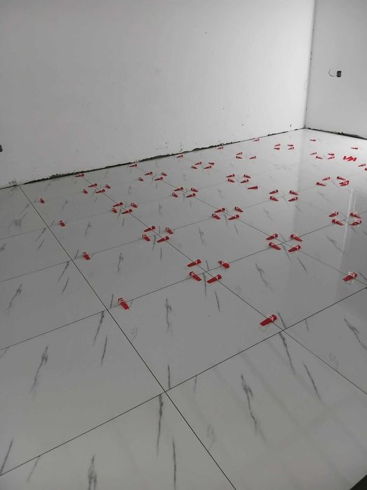 Instalatii Electrice-Sanitare/Amenajari Interioare/Glet-Gresie- ETC.