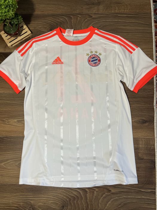 Tricou Fotbal Bayern Munchen 2012/2013 playerversion + short CADOU