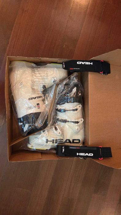 Ски обувки HEAD Raptor WCR 140S Race Boot White, 26.5