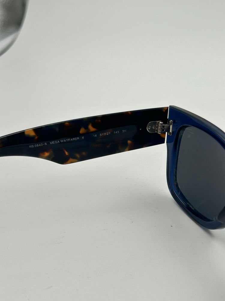 Ray-Ban Mega Wayfarer
