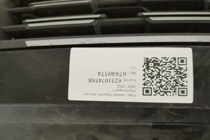 Grila Centrala Originala Avariata Dacia  Logan  3 [2020 - 2024]