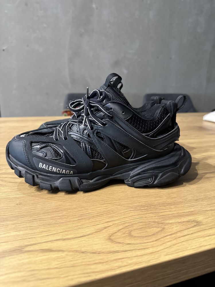 Balenciaga track оригинални маратонки