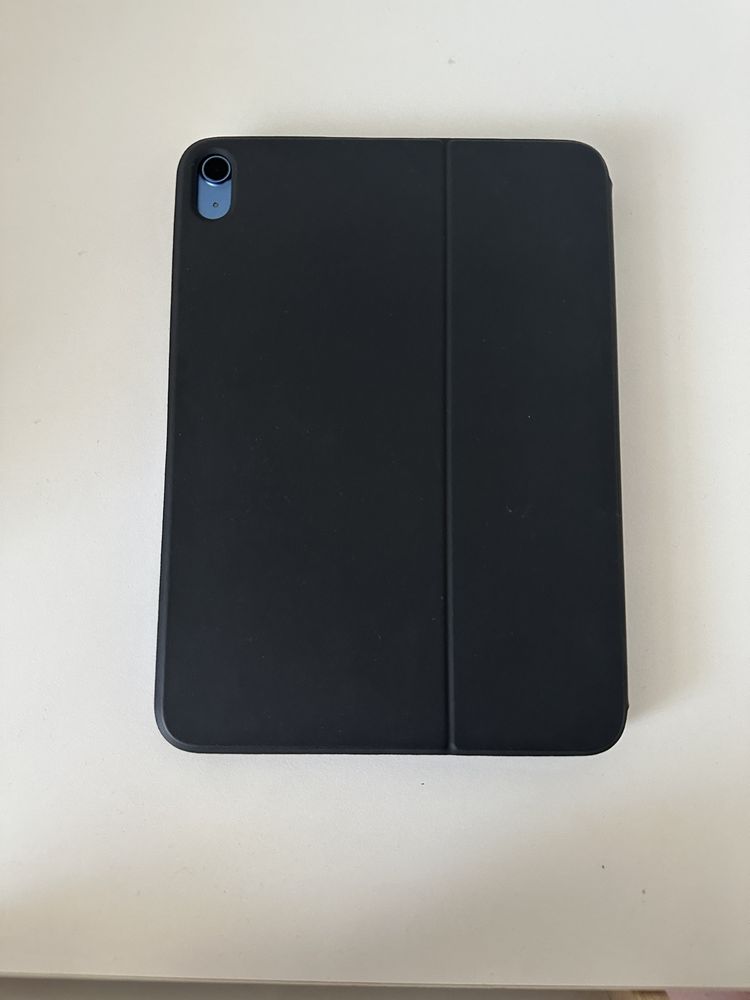 Продам IPad 10 в идеальном состоянии