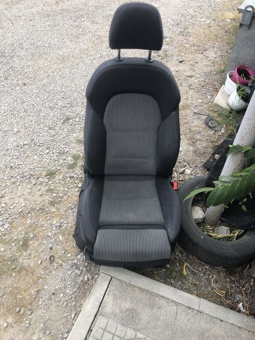 Продавам интериор от ауди А4 Б8 2009г