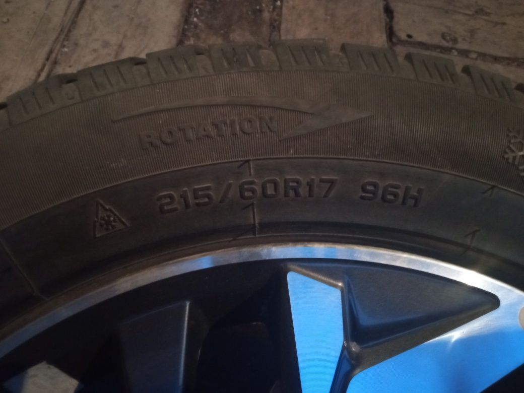 Диски оригинальные на Хундай R 17