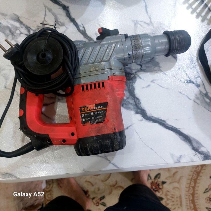 Продам перфоратор рабочий