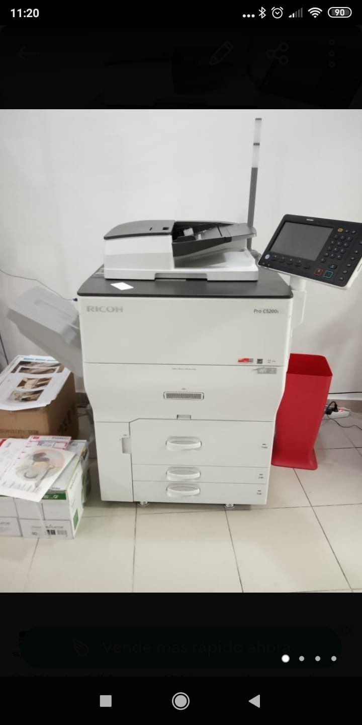 Продавам принтер RICOH pro C5200s