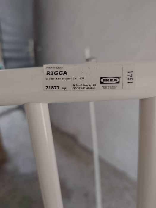 Закачалка за дрехи