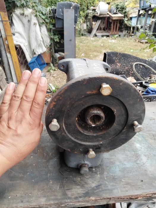 Reductor raport 40/1 foraj gradina