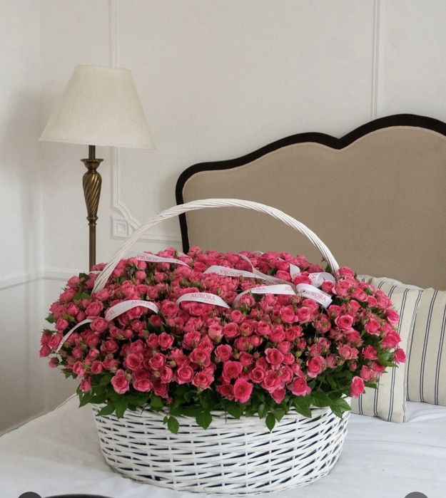 роскошная корзина,свежие цветы