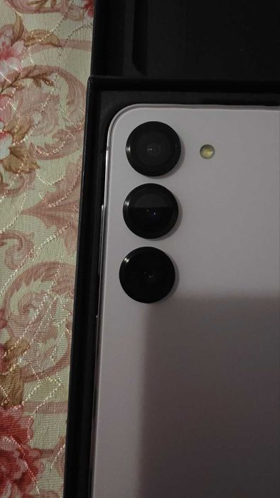 Samsung Galaxy S23 Lavender 128 / 8 GB КАТО НОВ