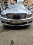 Vând.. Mercedes clasa C 200