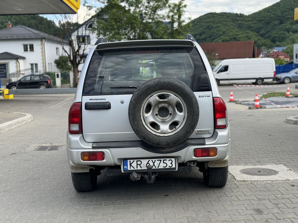 Suzuki Grand Vitara 2.0 / 4x4 / Automat