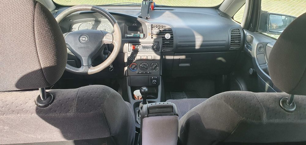 Опел Зафира газ бензин