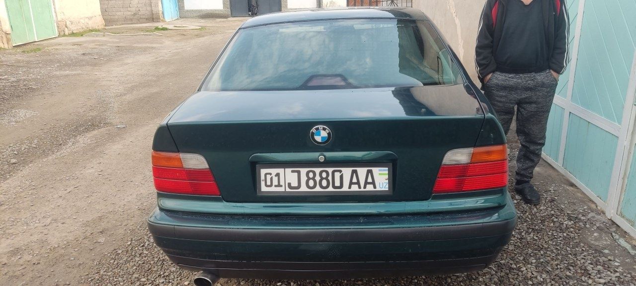 BMW e36 в идеальном состоянии