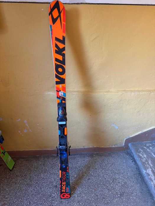 Schiuri Volkl racetiger GS 148cm
