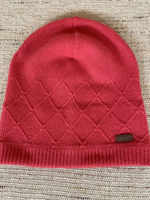 Set, căciula și fular, 80% lână, culoare corai, marime universala