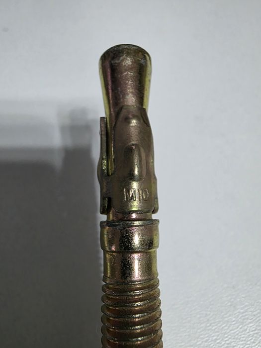 Продам анкер клиновой Hilti