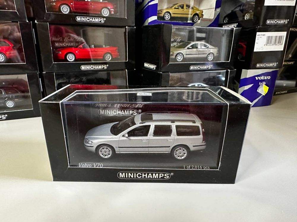 Macheta Volvo V70 1:43 Minichamps