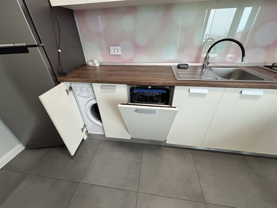 Apartament du 2 camere luxos,central,TOATE UTILITATILE INCLUSE